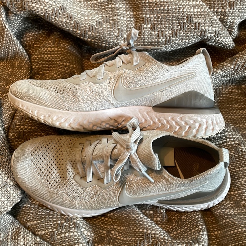 Nike React Flyknit grey